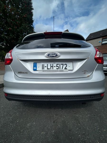 Ford Focus 2011 361489225