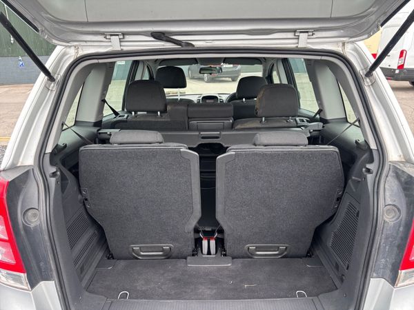 Vauxhall/ Opel Zafira 7 seater 1 owner Family car 361510859