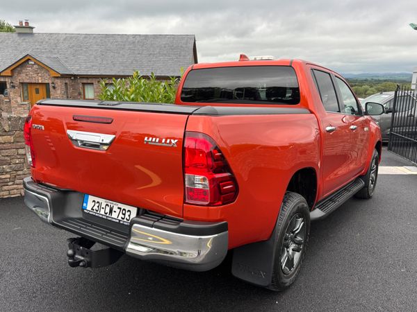 2023 Toyota Hilux  2.4 SR5 Double Cab as new 361559849