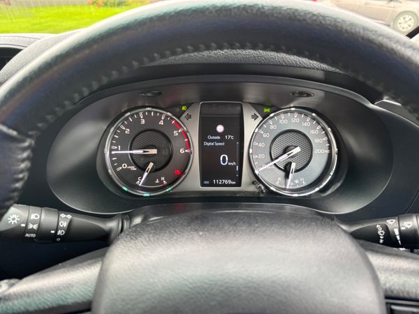 2023 Toyota Hilux  2.4 SR5 Double Cab as new 361559856