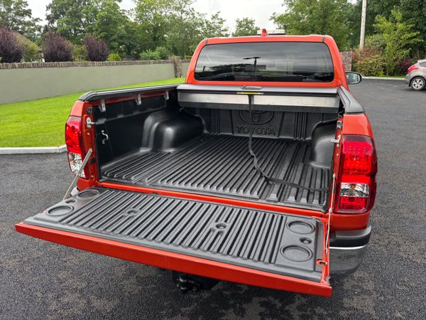 2023 Toyota Hilux  2.4 SR5 Double Cab as new 361559887