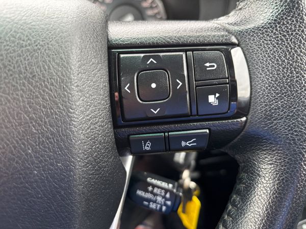 2023 Toyota Hilux  2.4 SR5 Double Cab as new 361559883