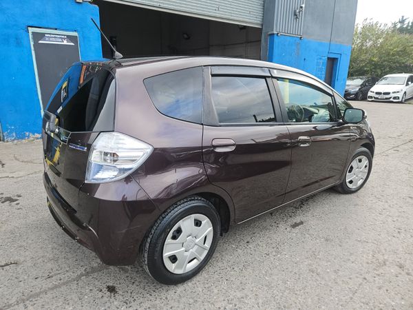 2012 Honda fit 1.3 Hybrid  Automatic 361604018