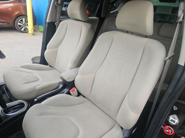 2012 Honda fit 1.3 Hybrid  Automatic 361604021