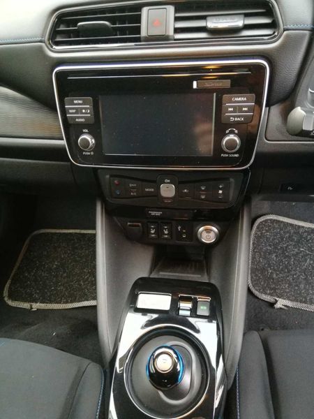 2022 Nissan Leaf SVE 40kWh – Top Spec SVE 361630460