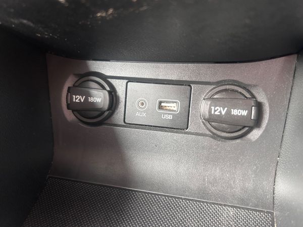 Hyundai i20 2015 1.2 petrol 361632078