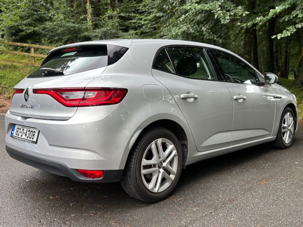 181 Renault Megane 1.2 TCE 130 EXPRESSION 361669647