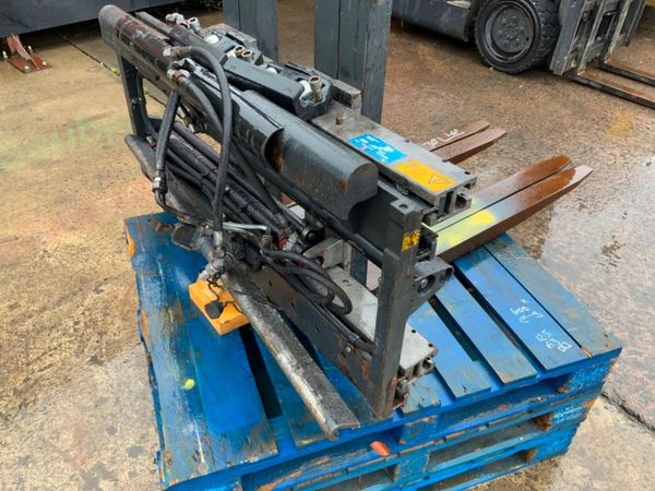 KAUP 3T429  FOUR FORK ADJUSTABLE CARRIAGE. 361674326