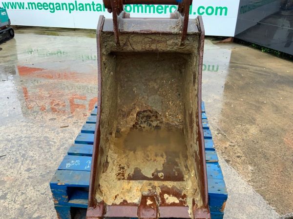 24 inch GEITH BUCKET .... 65MM .....185C 361675239