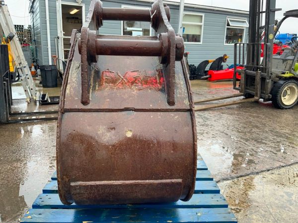 24 inch GEITH BUCKET .... 65MM .....185C 361675248