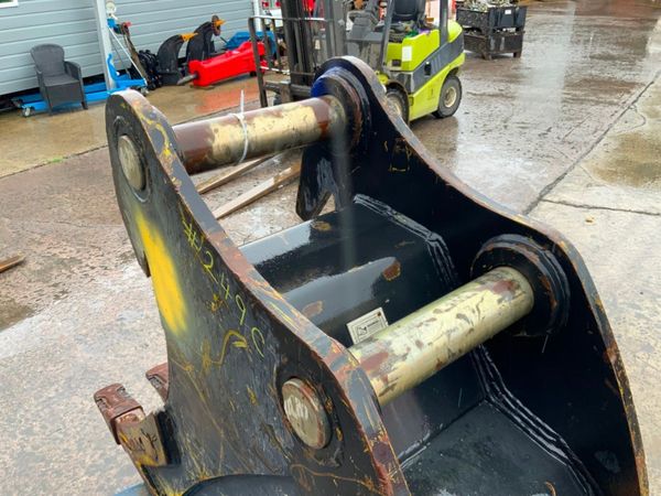 18" RHINOX DIGGING BUCKET...80mm PINS.....249c. 361675284