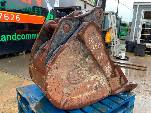 24" STRICKLAND BUCKET.....65mm PINS.....176c. 361676812