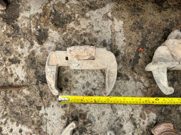 DOKA SHUTTERING FORMWORK  CLAMPS 361761849