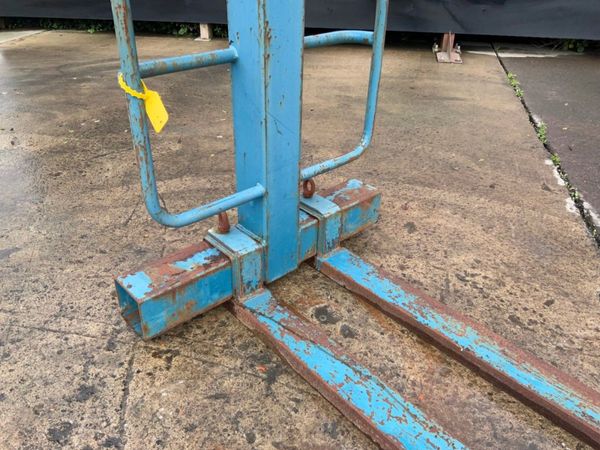 CONQUIP HIAB / CRANE PALLET FORKS........90c. 361762066