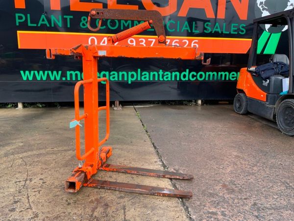 EICHINGER 2000kg CRANE FORK ATTACHMENT...90-2. 361762137