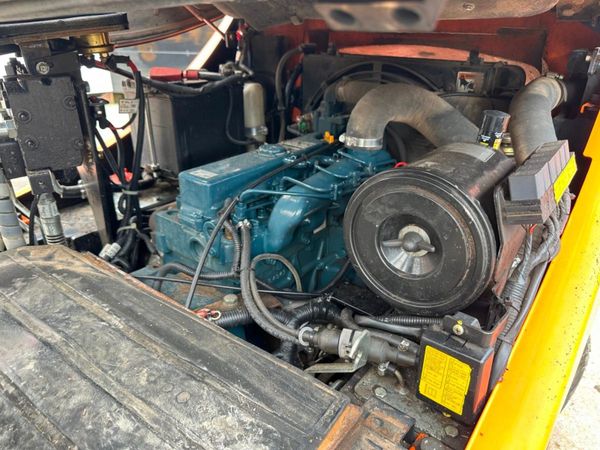 2016 DOOSAN 1.5 TON DIESEL FORKLIFT.....5,850 hrs 361763215