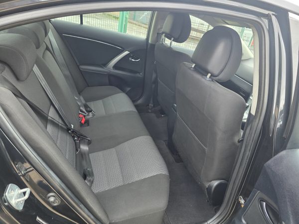 Toyota Avensis 2013 Automatic 361774065