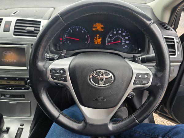 Toyota Avensis 2013 Automatic 361774066