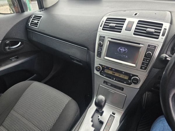 Toyota Avensis 2013 Automatic 361774067