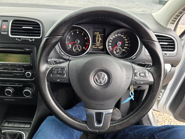Volkswagen Golf 2010 361773750