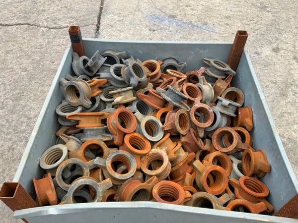 REPLACEMENT MULTIPROP NUTS...80mm I.d.. 361786160