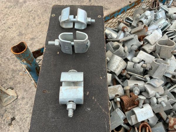 GALVANISED UNIVERSAL BEAM / SCAFFOLDING COUPLERS. 361788057