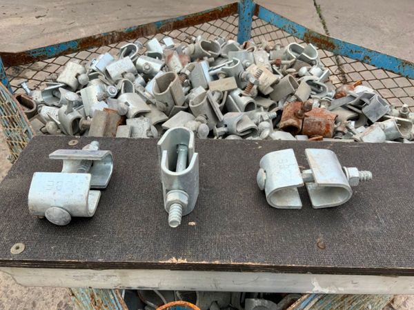 GALVANISED UNIVERSAL BEAM / SCAFFOLDING COUPLERS. 361788059