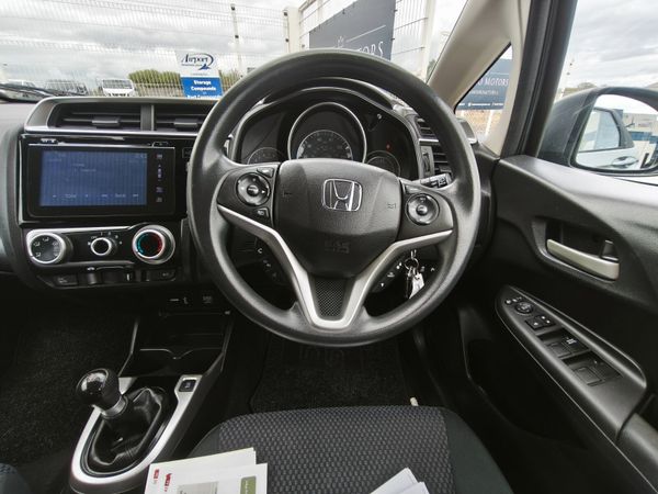 HONDA JAZZ 1.3 i-VTEC SE, NCT 01/06/2026 361780380