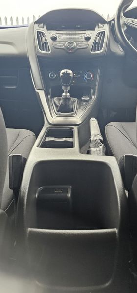 Ford Focus 2017 361797016