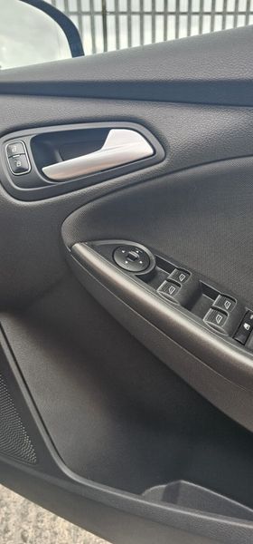 Ford Focus 2017 361797018