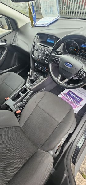 Ford Focus 2017 361797010