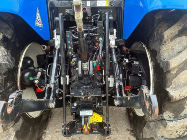 2023 New Holland T7 210 361867315