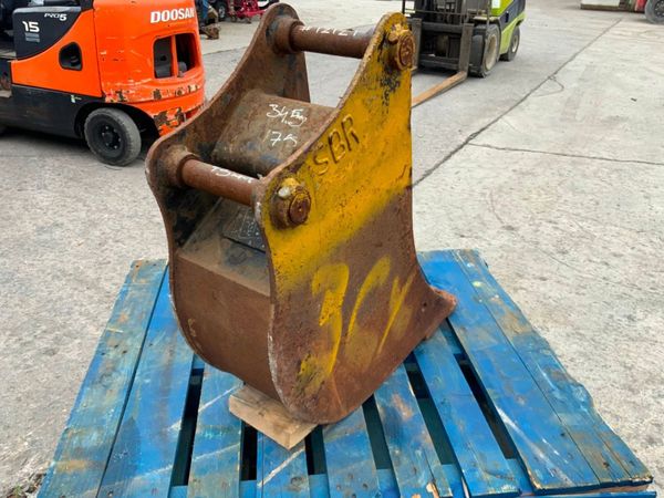 12" DIGGING BUCKET.....45mm PINS.......1212-2. 361882554