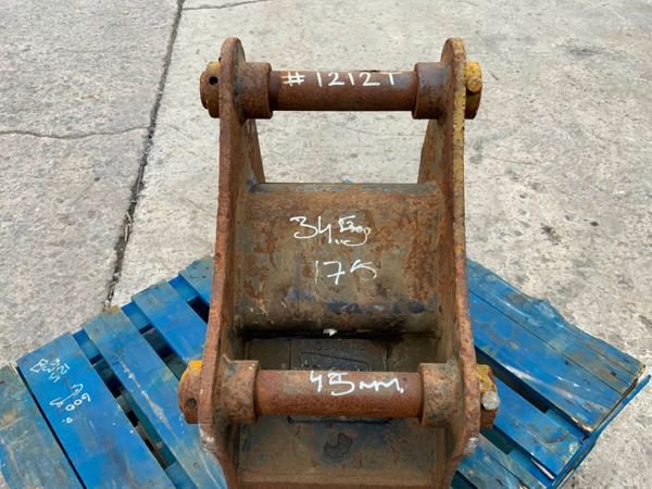 12" DIGGING BUCKET.....45mm PINS.......1212-2. 361882559