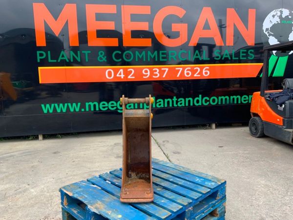 12" DIGGING BUCKET.....45mm PINS.......1212-2. 361882551