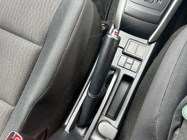 2015 TOYOTA COROLLA HYBRID ESTATE LOW KMS 361883542