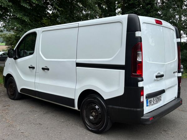 2019 Renault Trafic excellent condition, 361898383