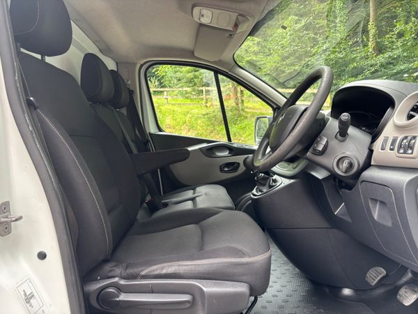 2019 Renault Trafic excellent condition, 361898402