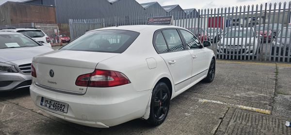 Skoda Superb 2012 ( New nct) 361905946