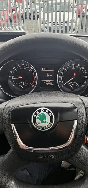 Skoda Superb 2012 ( New nct) 361905969
