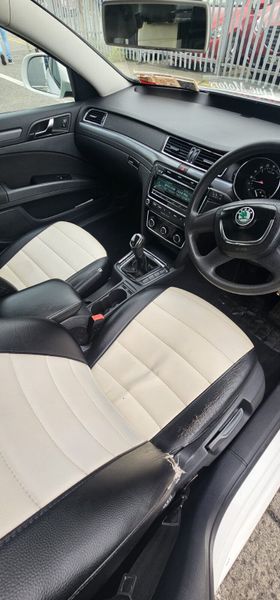 Skoda Superb 2012 ( New nct) 361905963