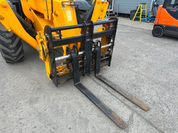2018 JCB 535-125 TELEPORTER ... 4500 HOURS 361907412