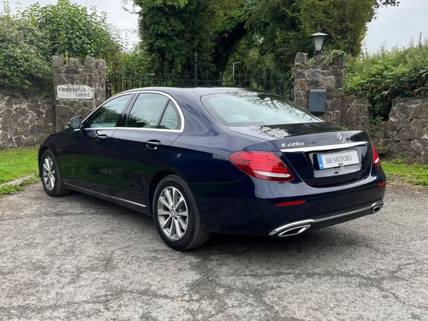 Mercedes-Benz E-Class E200 D AVANTGARDE A/T 361940365