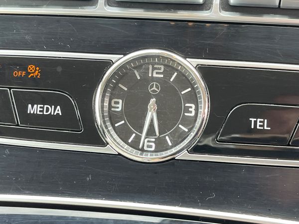 Mercedes-Benz E-Class E200 D AVANTGARDE A/T 361940368