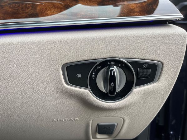Mercedes-Benz E-Class E200 D AVANTGARDE A/T 361940369
