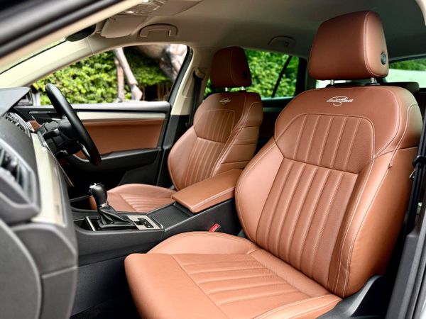 Skoda Superb Combi L&K 2.0TDI DSG LOW KM 361960960