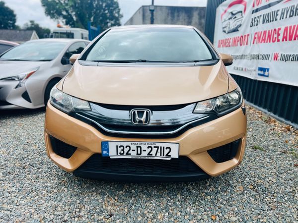 Honda Fit 2013 ** low Milage ** 361976262