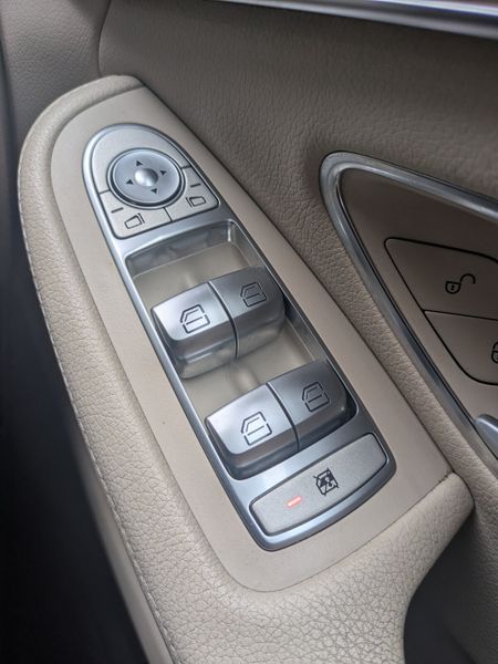Mercedes-Benz C-Class Avantgarde Auto LOW KLMS 361998585