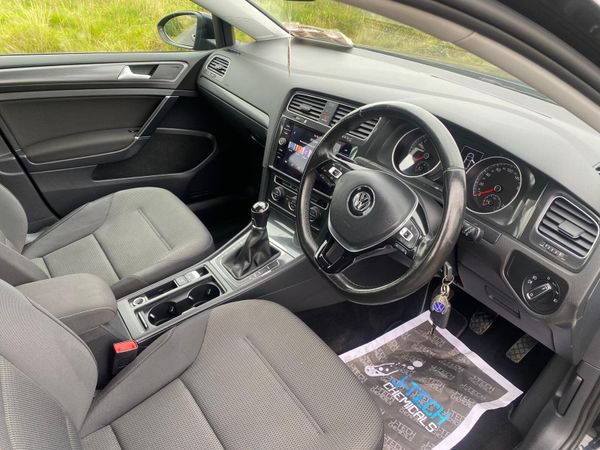 Volkswagen Golf 2018 Comfortline 1.6 TDI 362014522