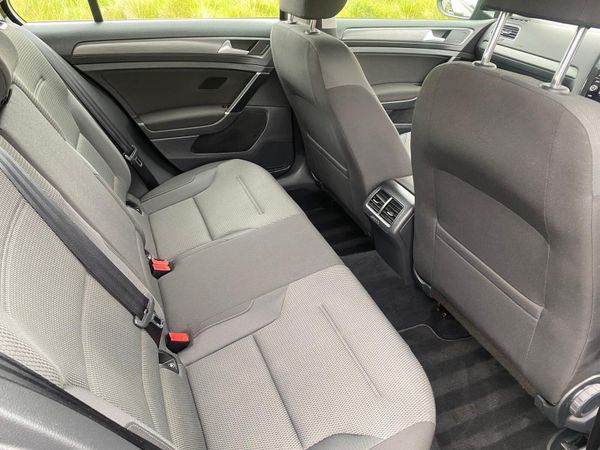 Volkswagen Golf 2018 Comfortline 1.6 TDI 362014523
